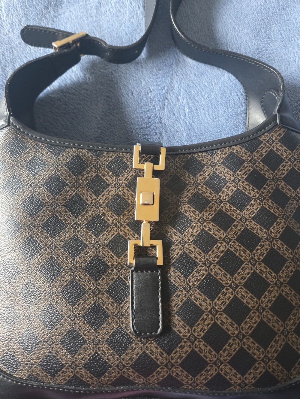 Club Rochelier Shoulder Bag - Picture 4 of 12